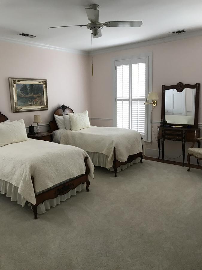 Springwood Inn Anniston Habitación foto